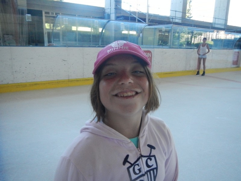 Village Camps International Summer Camp Leysin, Switzerland 2025-08-09 https://www.villagecamps.com/journals_admin/images/708-12-ice skating (94).jpg
